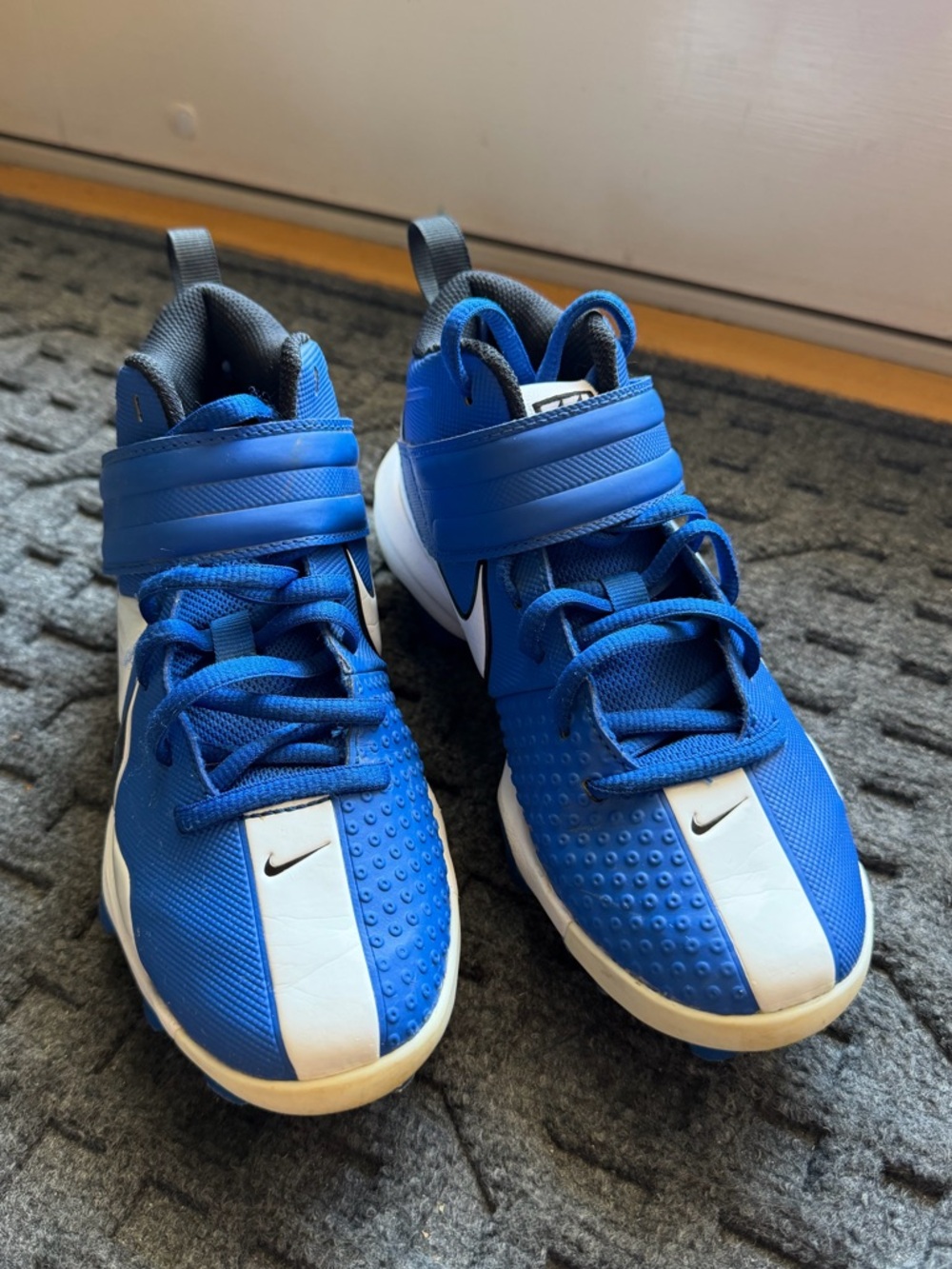 Nike Kids' Blue Turf Baseball Cleats Trout 2.5 - Picture 2 of 4